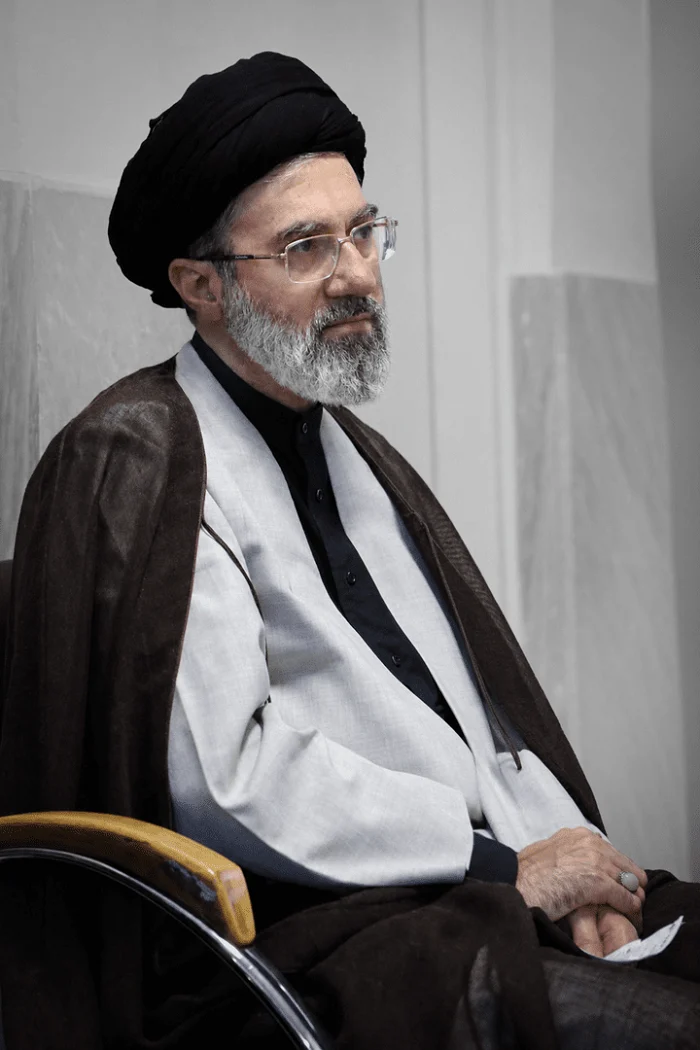حضرت آیت‌الله سید مجتبی خامنه‌ای